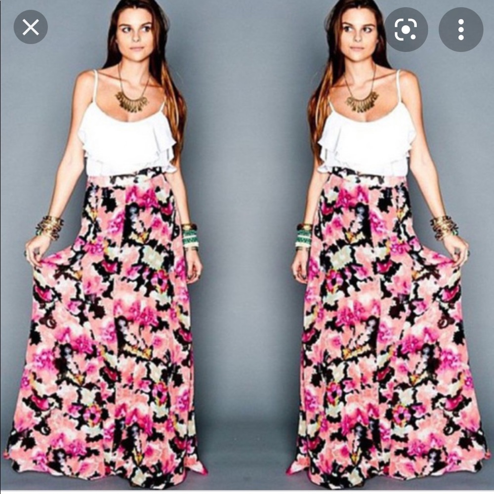 SHOW ME YOUR MUMU MAXI SKIRT FLORAL BLACK LARGE